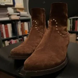 Yves Saint Laurent | Shoes | Yves Saint Laurent Brown Suede  display picture 3